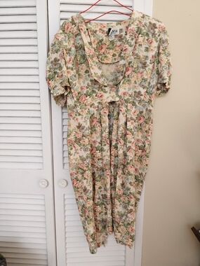 Vintage R.J.Stevens by Carol Escritor Floral Tea Dress